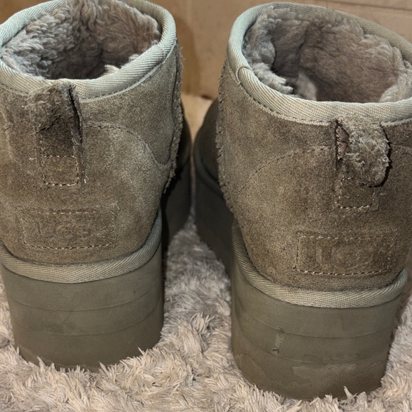 UGG Olive Green Platform Winter Boots - Picture 7 of 7